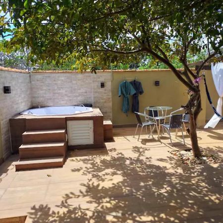 Casa Com Spa De Hidro, Aquecedor E Cromoterapia A 1,0 Km Do Centro Chapada dos Guimarães Buitenkant foto