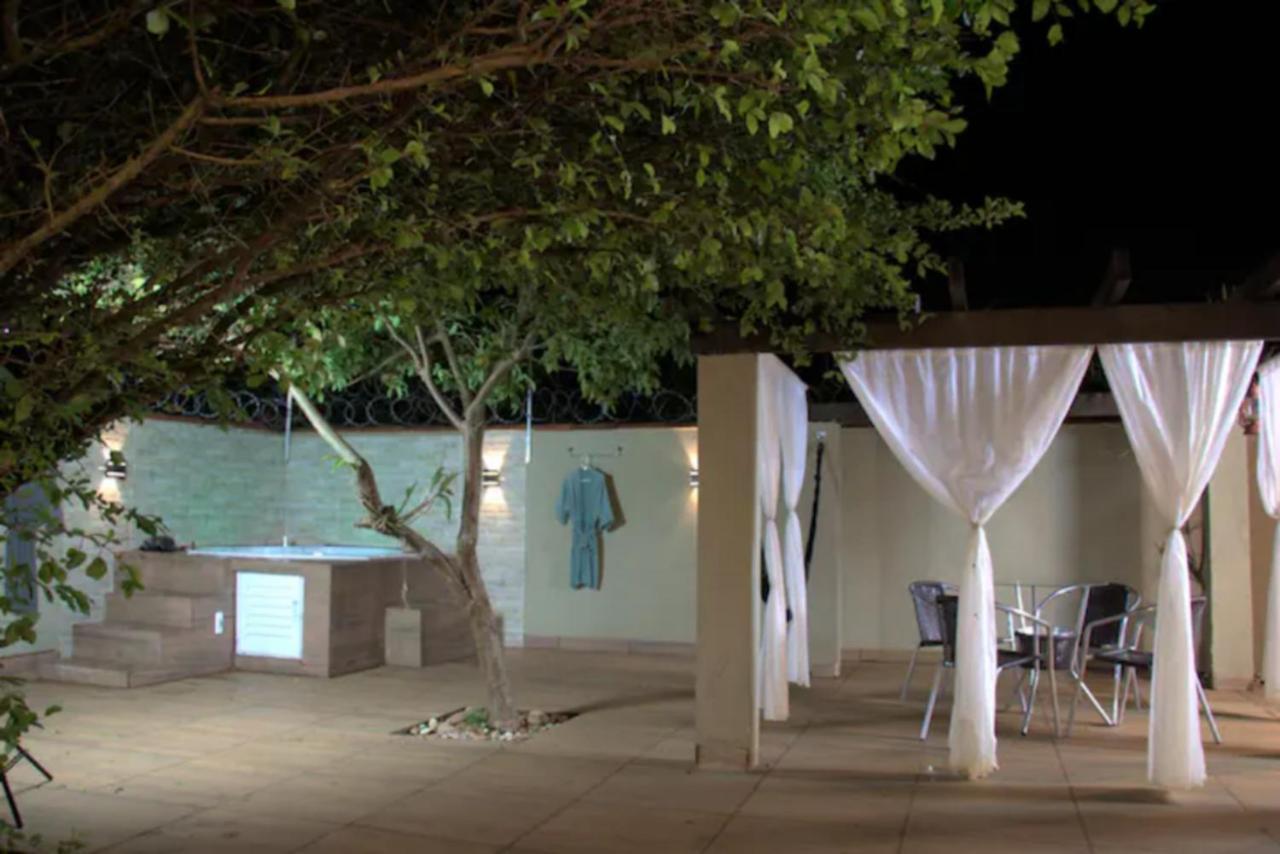 Casa Com Spa De Hidro, Aquecedor E Cromoterapia A 1,0 Km Do Centro Chapada dos Guimarães Buitenkant foto