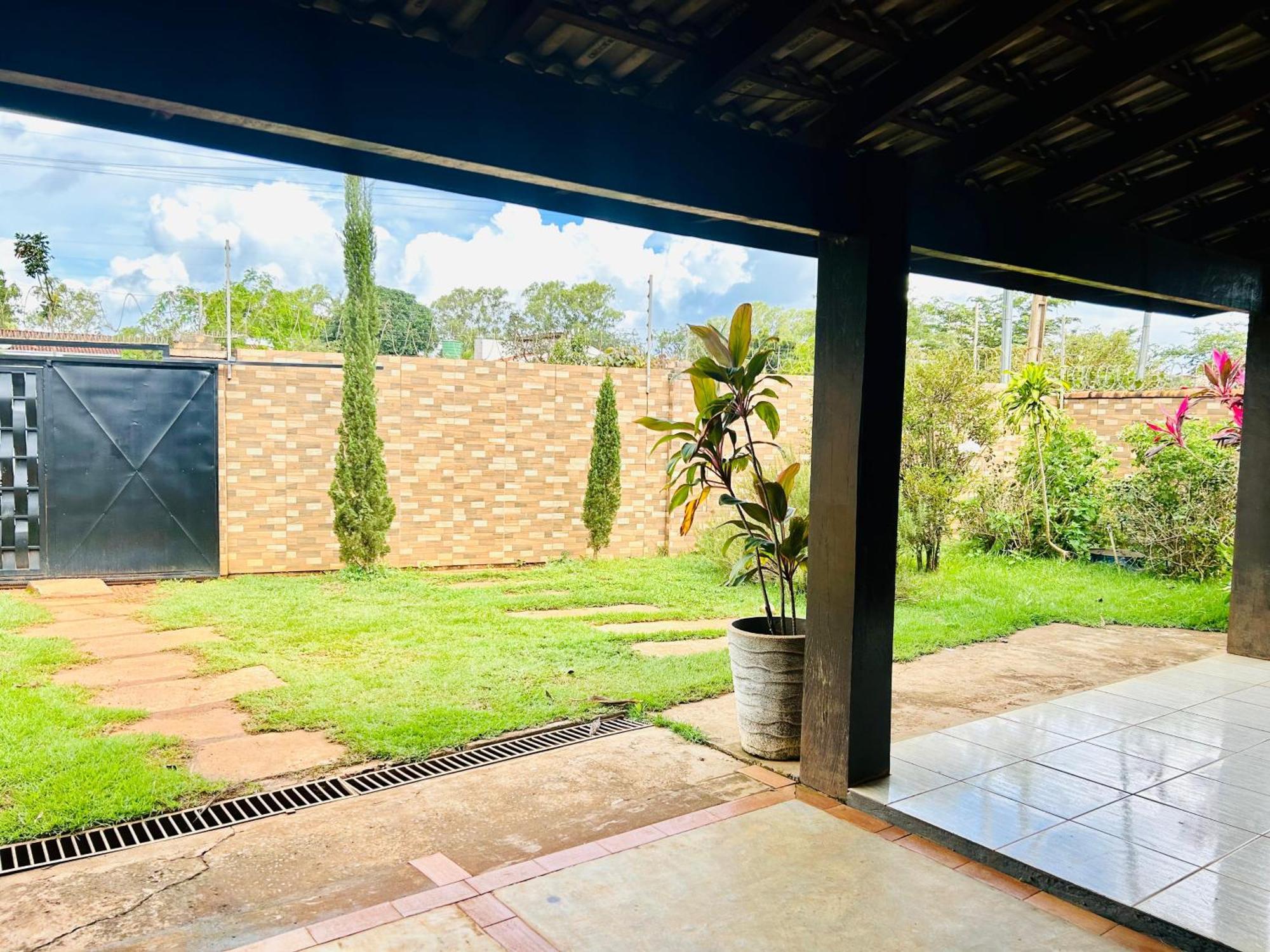 Casa Com Spa De Hidro, Aquecedor E Cromoterapia A 1,0 Km Do Centro Chapada dos Guimarães Buitenkant foto